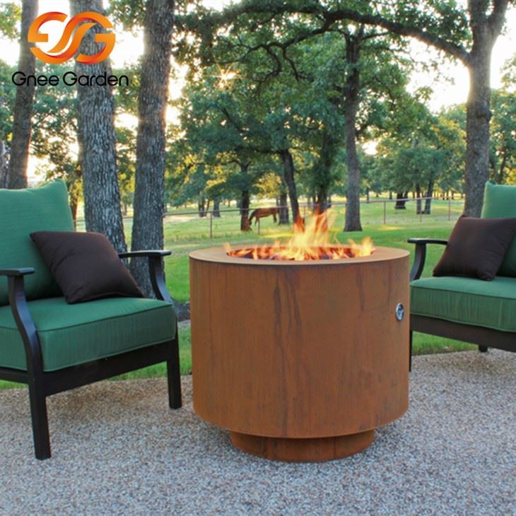 Corten 裏庭用のモダンなデザインの鋼鉄ファイヤーピット
