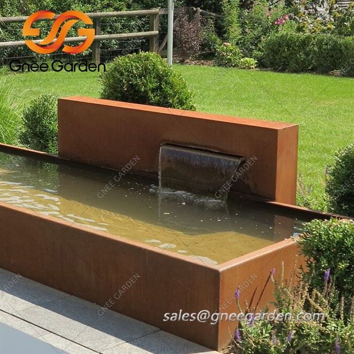 outdoor water wall