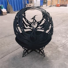レーザーカットの球形火鉢カスタム金属パターン彫刻コルテン鋼ファイヤーピット