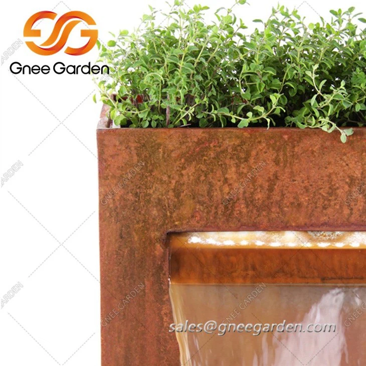 wall water feature